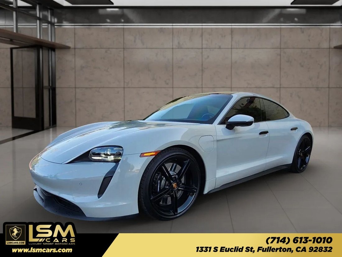Sedan in Fullerton, CA, United States 1 - 18620513