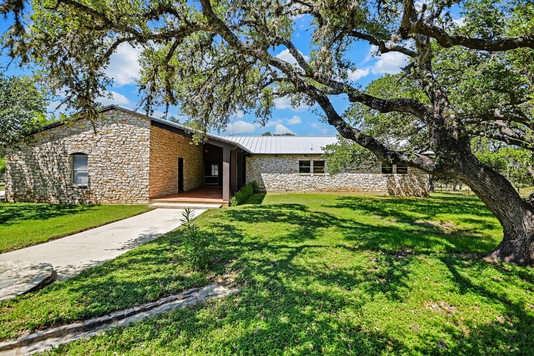 House in Wimberley, Texas, United States 1 - 18618658