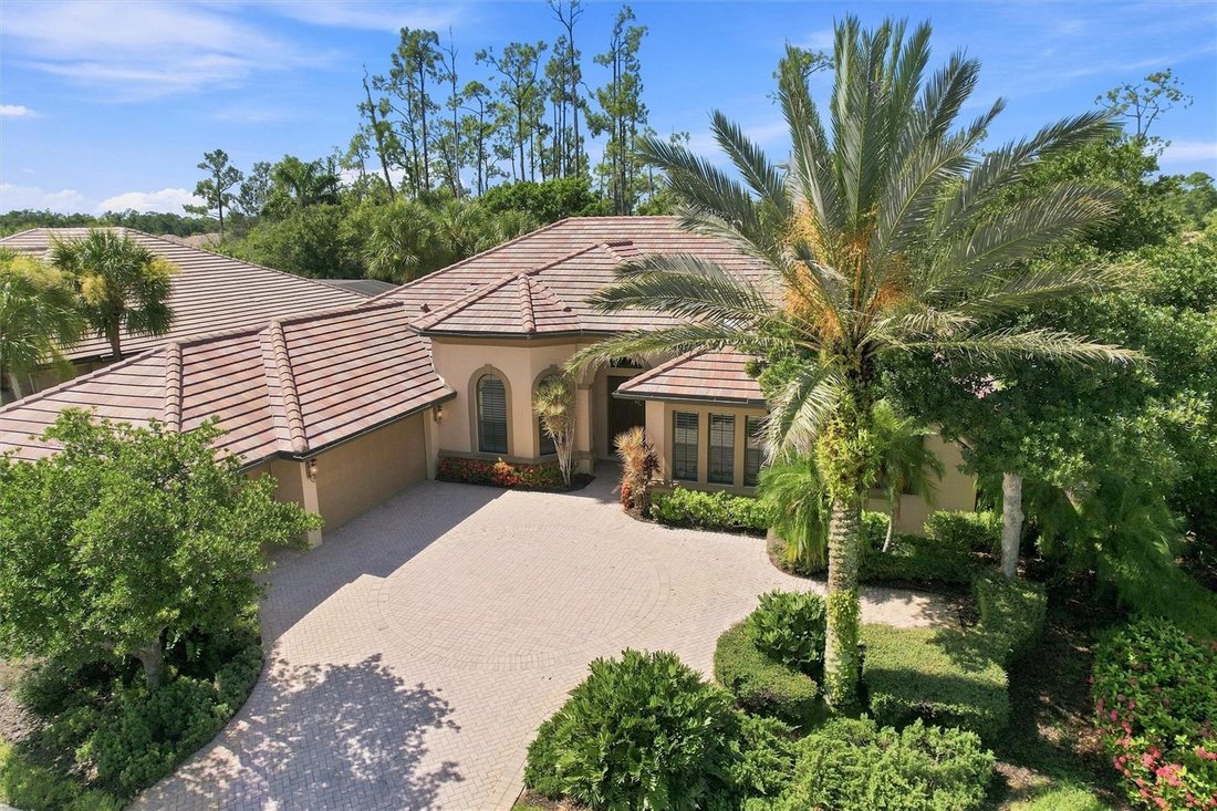 House in Miromar Lakes, Florida, United States 4 - 18617211