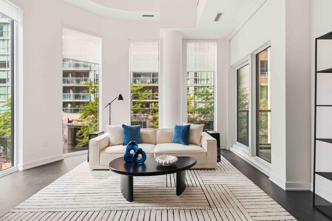 Apartment in Toronto, Ontario, Canada 3 - 18616378