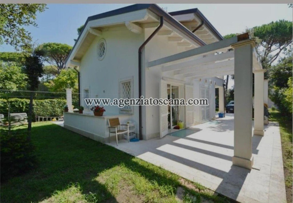 Villa in Center, Forte dei Marmi, Tuscany 2 - 18618430