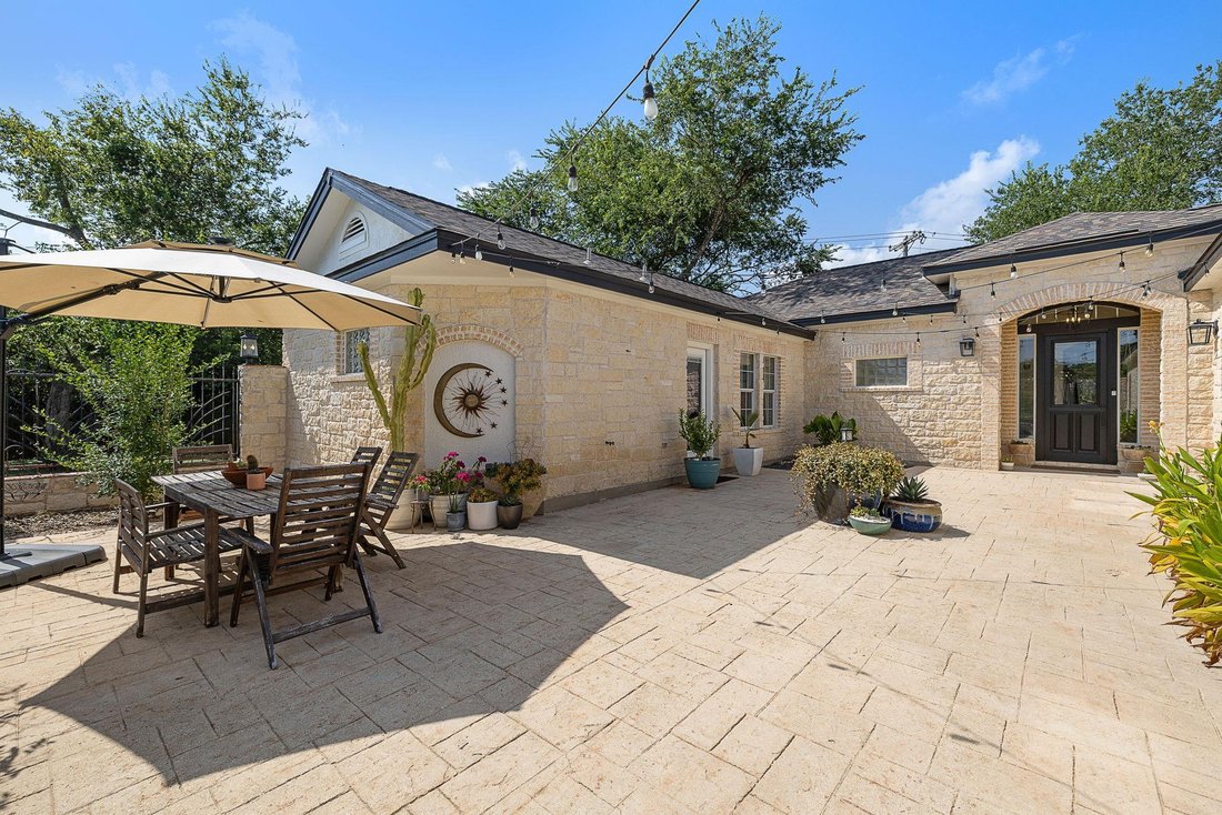 House in Austin, Texas, United States 5 - 18618622