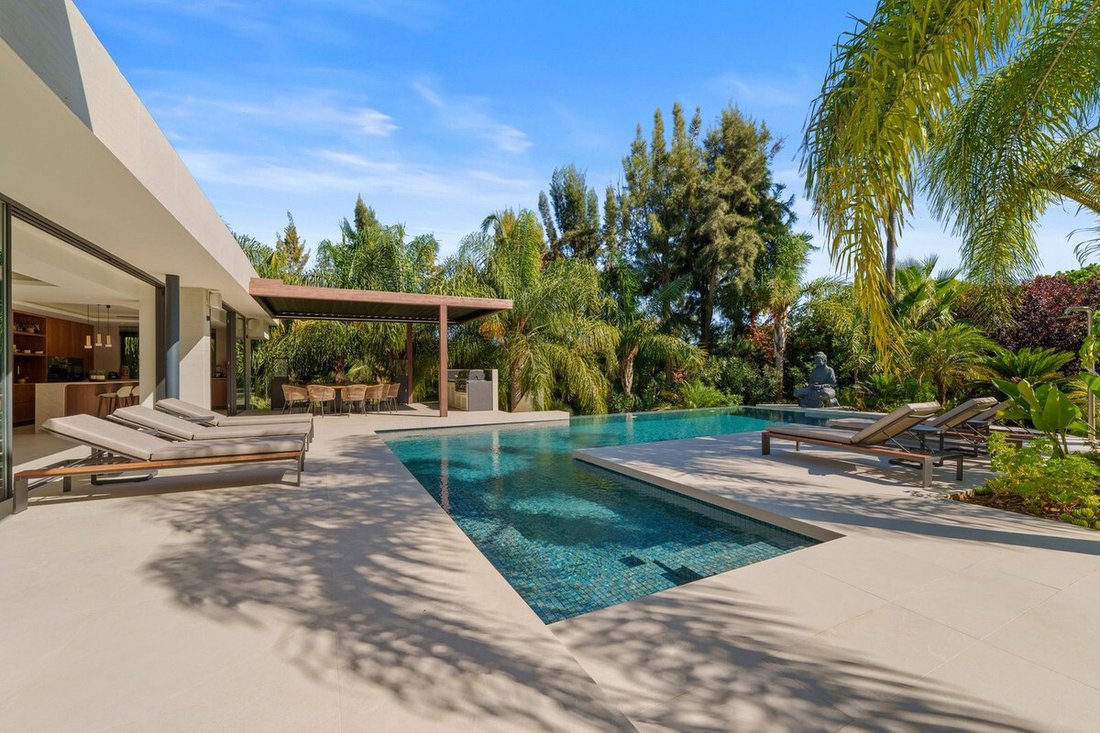 House in Elviria-Cabopino, Marbella, Spain 3 - 18621268