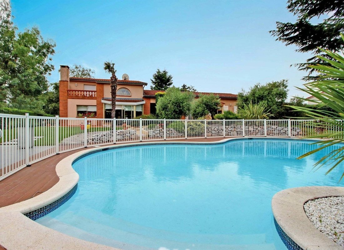 House in Saint Cyprien, Toulouse, France 1 - 16297010