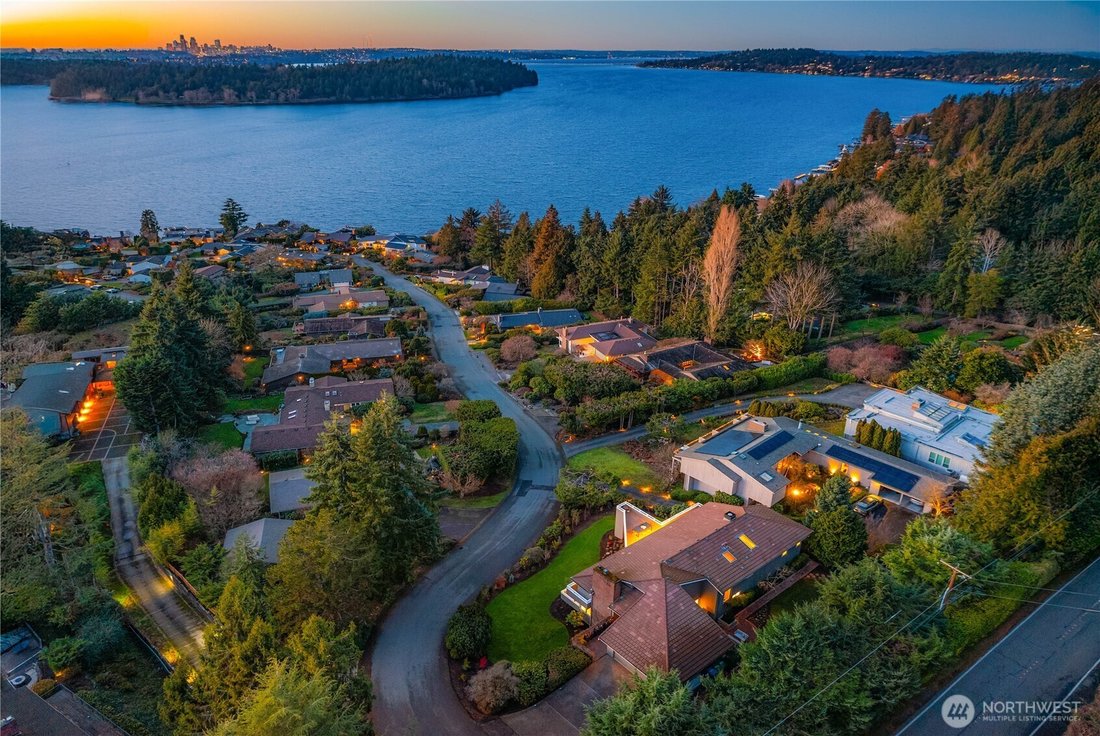 House in Mercer Island, Washington, United States 1 - 18621992
