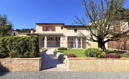 House in Centre du Village, La Colle-sur-Loup, France 1