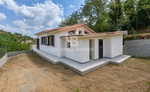 Villa in Portoferraio, Tuscany, Italy 1