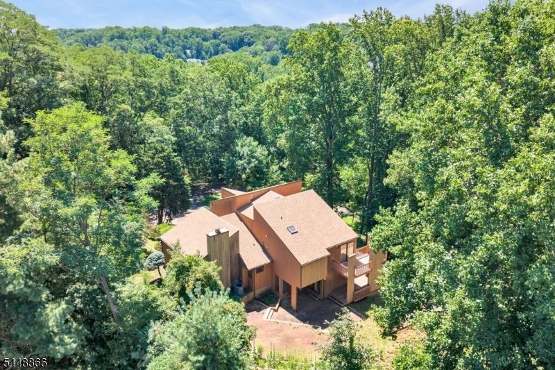 House in Holmdel, New Jersey, United States 3 - 18620627