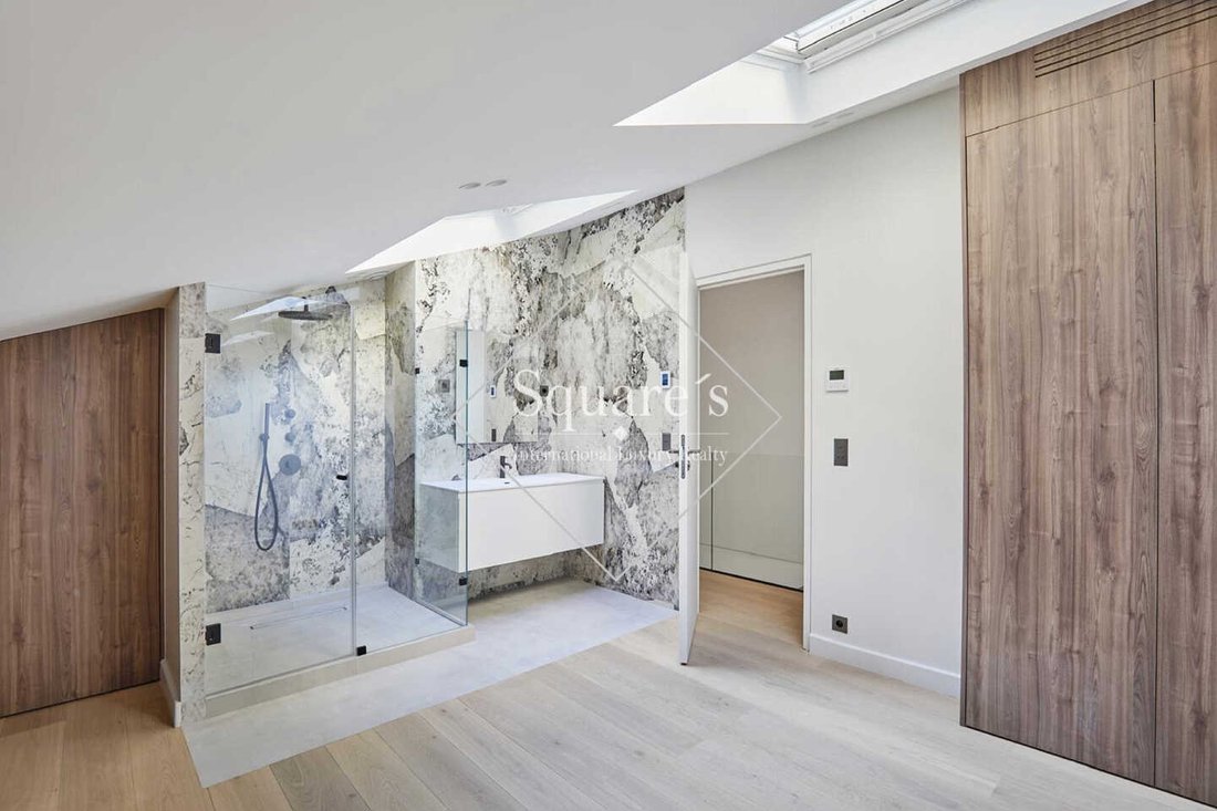 Apartment in La Fourche-Guy Môquet, Paris 17e Arrondissement, Paris 4 - 18622767