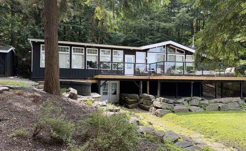 House in Muskoka Lakes, Ontario, Canada 1