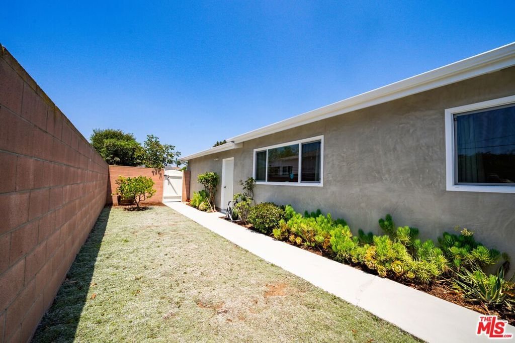 House in Los Angeles, California, United States 5 - 18616974