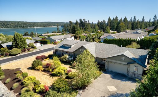 House in Anacortes, Washington, United States 1