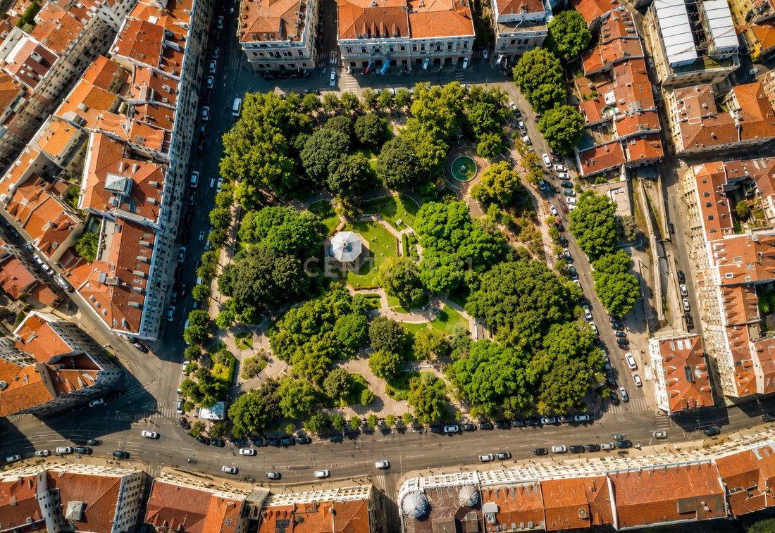Apartment in Misericordia, Lisbon, Portugal 1 - 18615921
