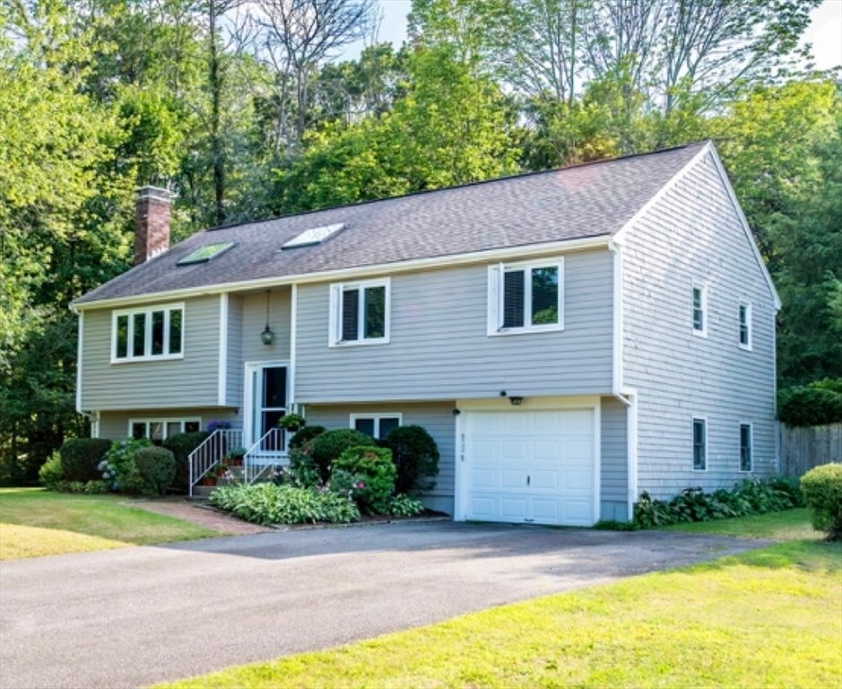 House in Weymouth, Massachusetts, United States 1 - 18605718