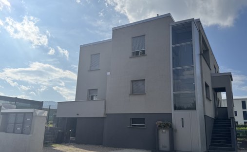 House in Balerna, Ticino, Switzerland 1