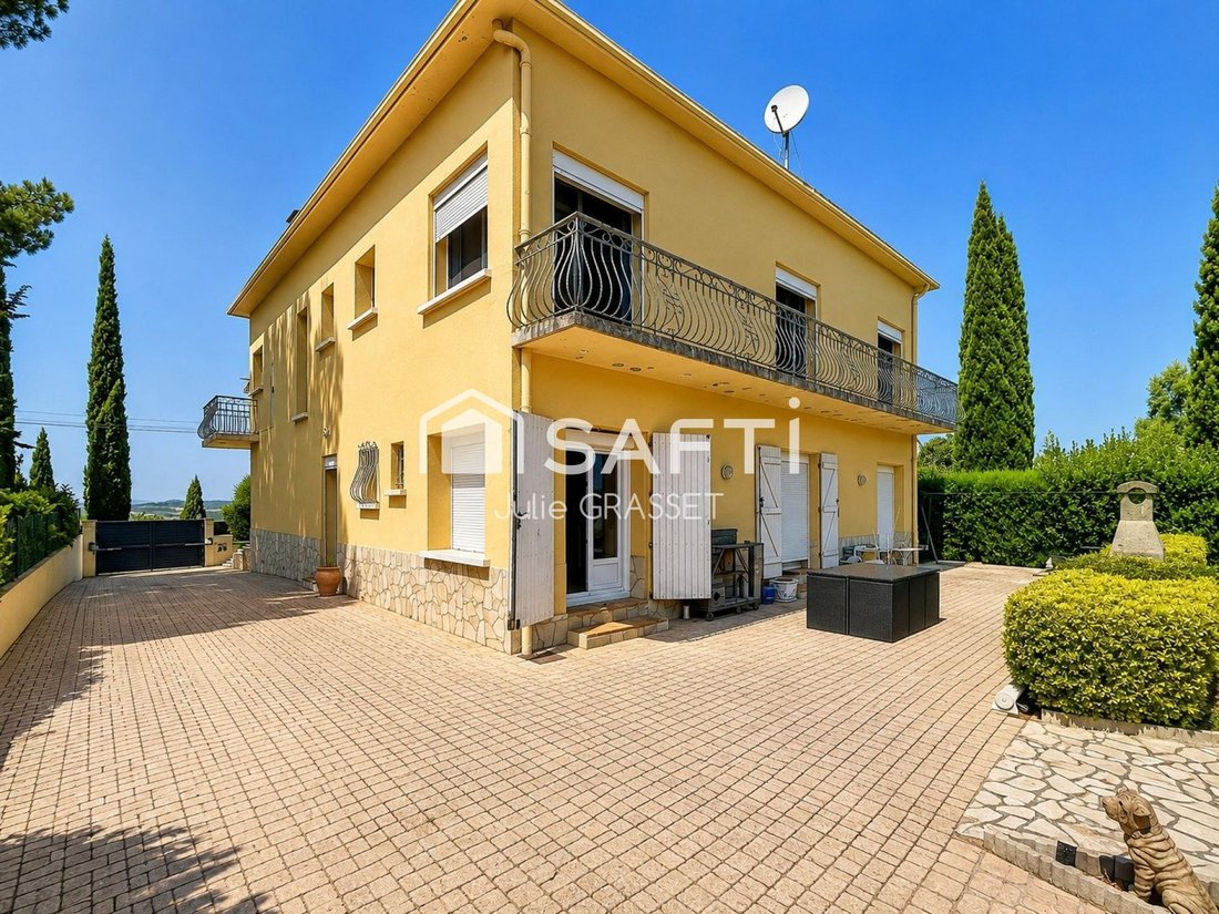 House in Ancien Hôpital, Beziers, France 2 - 18616624