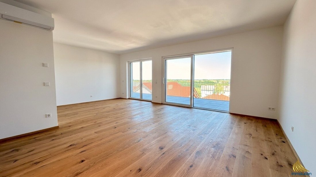 Apartment in Hofkirchen im Traunkreis, Upper Austria, Austria 2 - 16434891