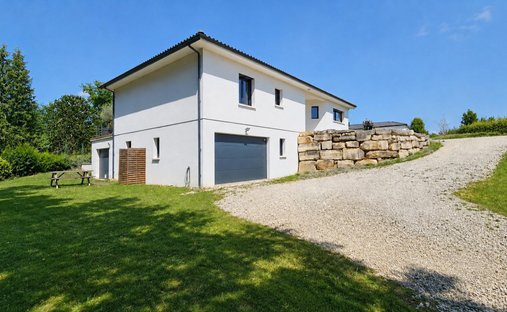 House in Marsac-sur-l'Isle, Nouvelle-Aquitaine, France 1