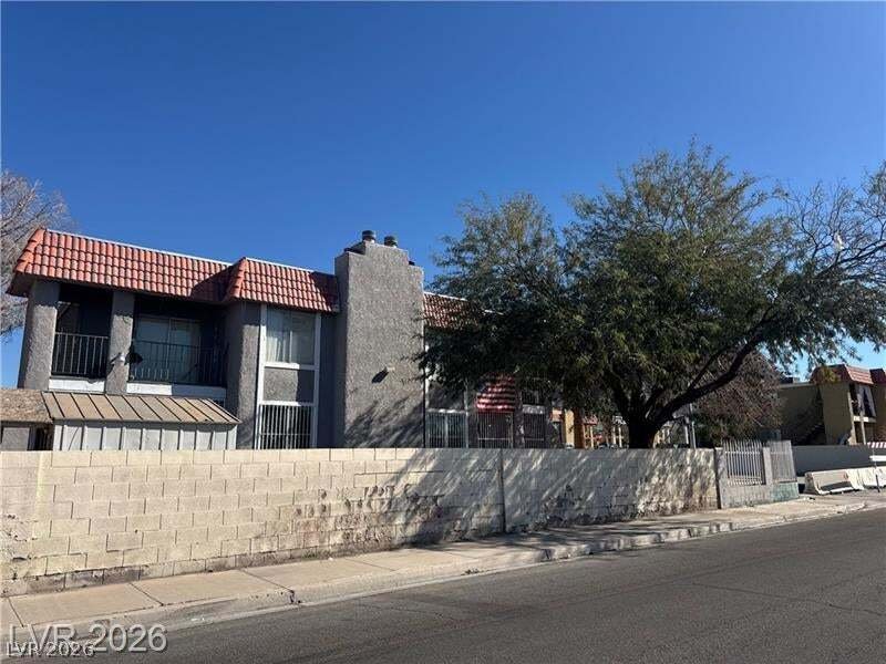 Las Vegas, Nevada, United States 2 - 18618506