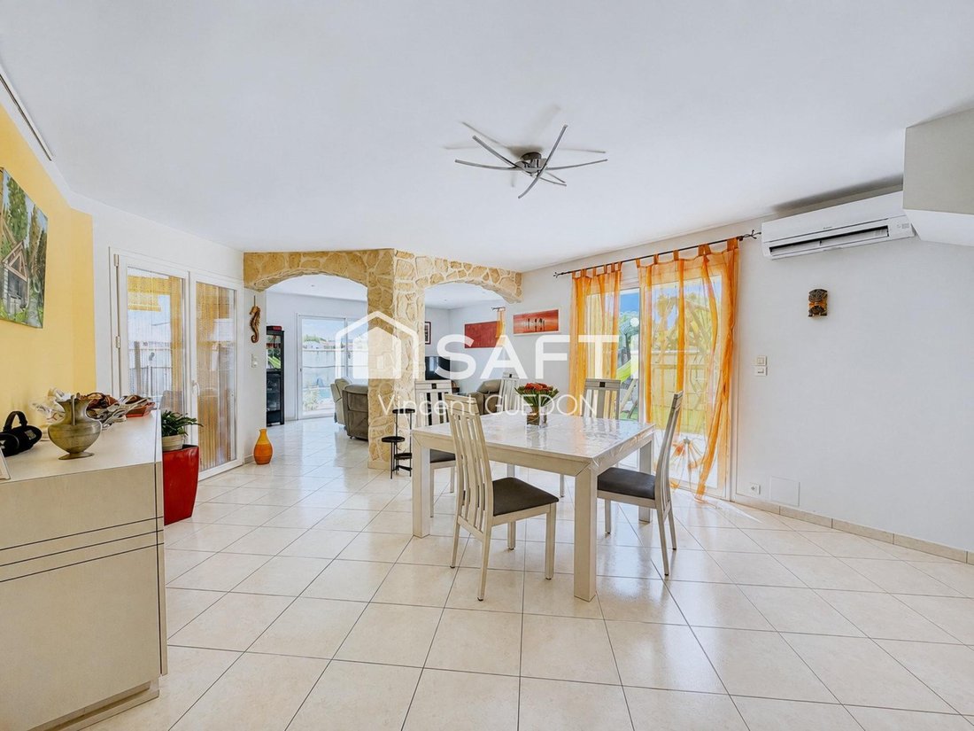 House in Les Platanes, Perpignan, France 2 - 18616639