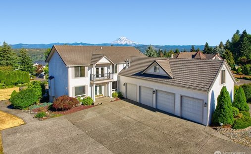 House in Puyallup, Washington, United States 1