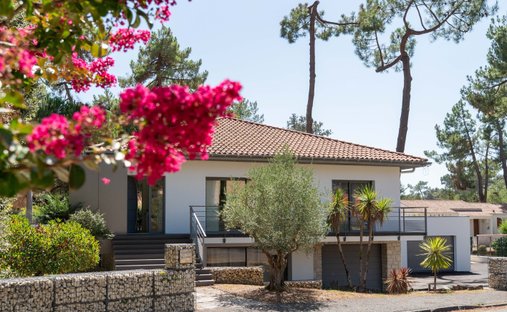 House in Saint-Georges-de-Didonne, Nouvelle-Aquitaine, France 1