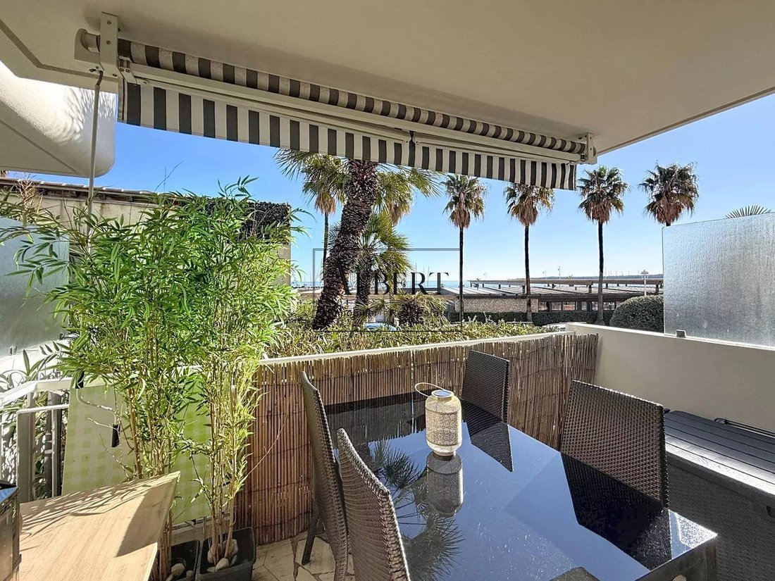 Apartment in Cannes, Provence-Alpes-Côte d'Azur, France 1 - 17712567
