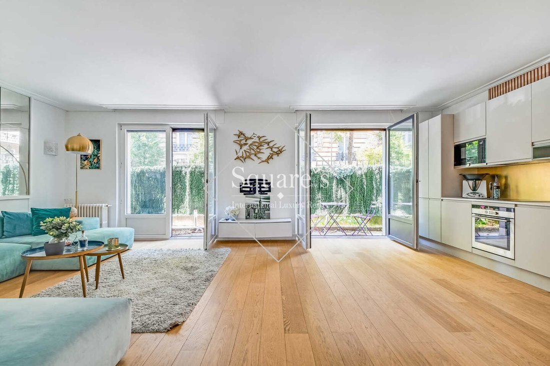 Apartment in La Plaine des Sablons, Neuilly-sur-Seine, France 1 - 18622647