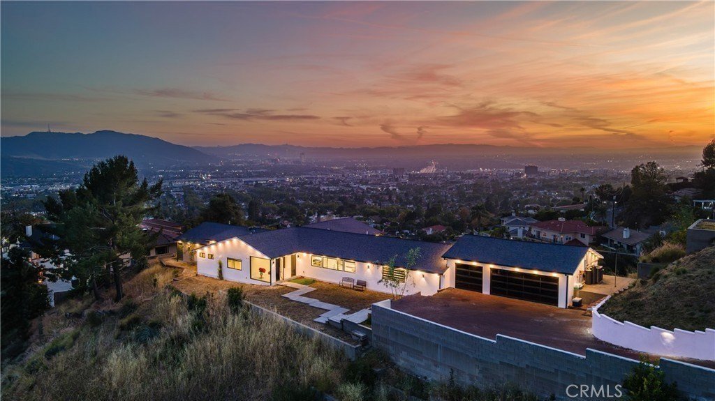 House in Burbank, California, United States 1 - 18619653
