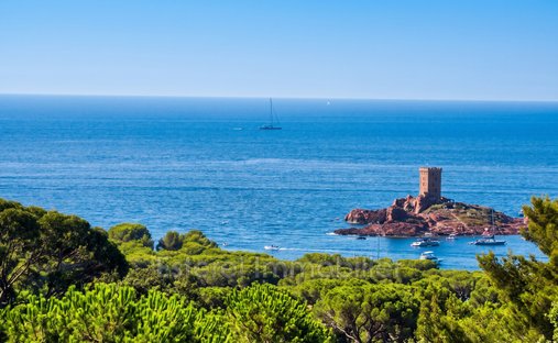 Villa en Le Dramont-Agay-Anthéor-Le Trayas, Saint-Raphaël, Francia 1