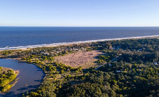 Land in Ocean Park, Maldonado Department, Uruguay 1