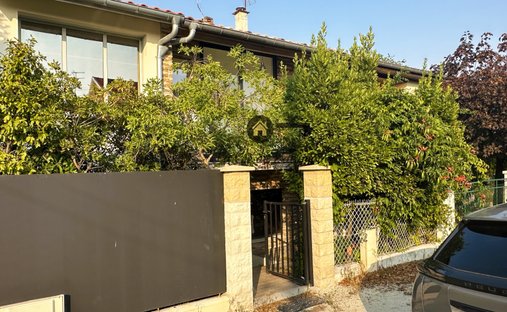 House in Le Lac-Bacalan, Bordeaux, France 1