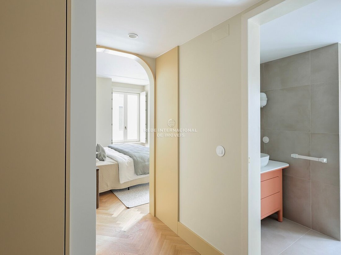 Apartment in Sao Vicente, Lisbon, Portugal 2 - 17500890