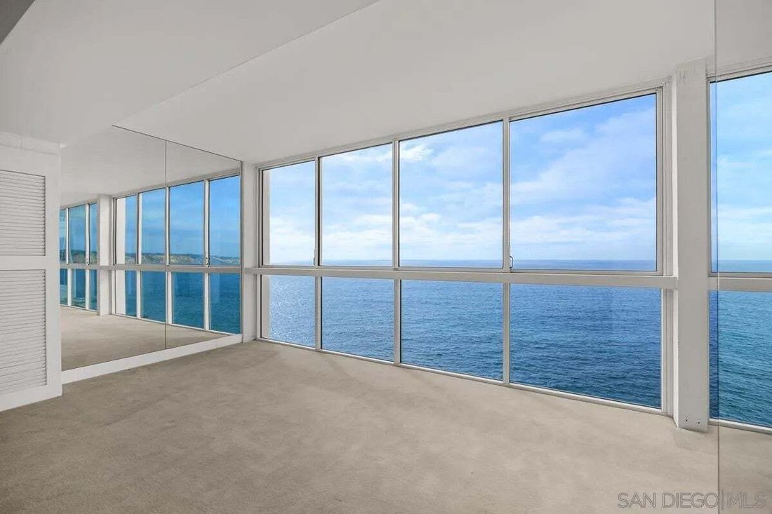 Condo in San Diego, California, United States 4 - 18617312