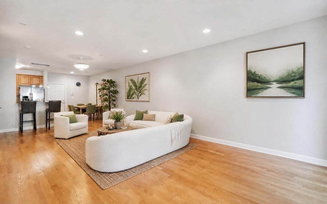 Condo in Morton Grove, Illinois, United States 4 - 18618574