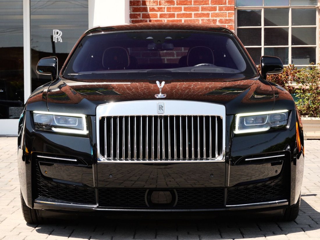 Sedan in Beverly Hills, CA, United States 5 - 18616162