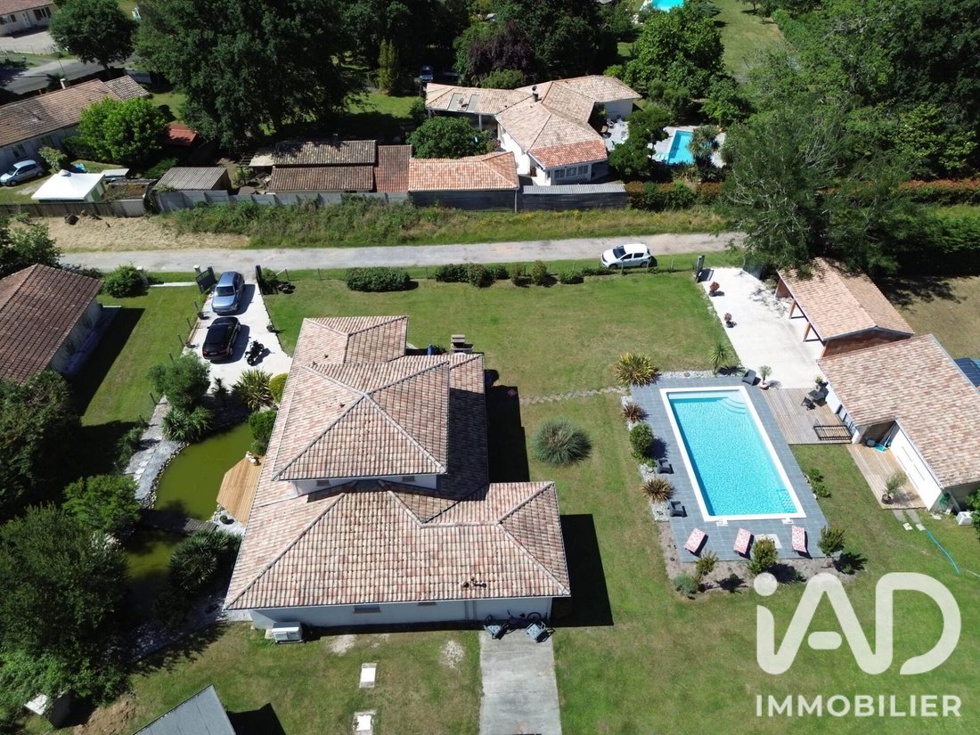 House in Parentis-en-Born, Nouvelle-Aquitaine, France 1 - 17658874