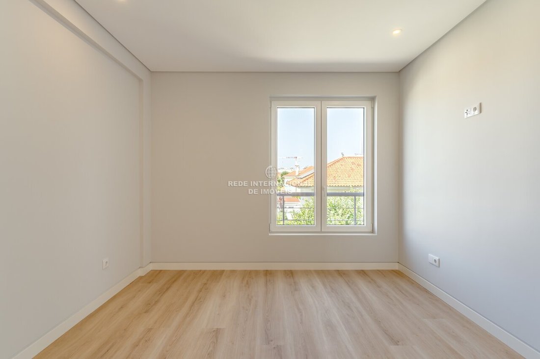 Wohnung in Carcavelos und Parede, Lissabon, Portugal 4 - 18208795