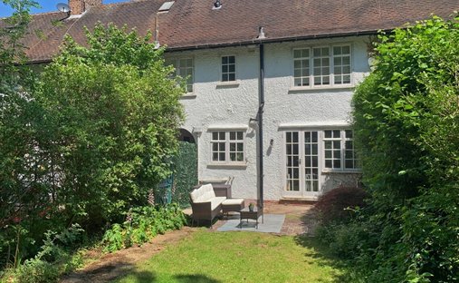 House in Temple Fortune, Barnet, England 1