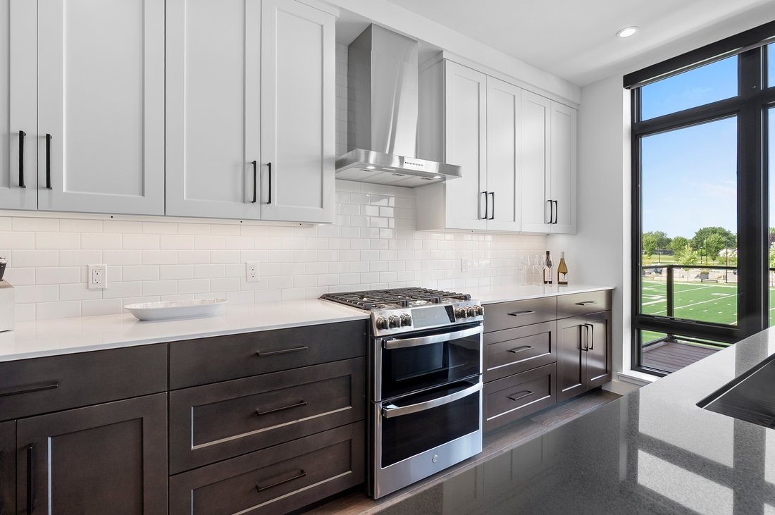 Condo in Ashwaubenon, Wisconsin, United States 5 - 18615909