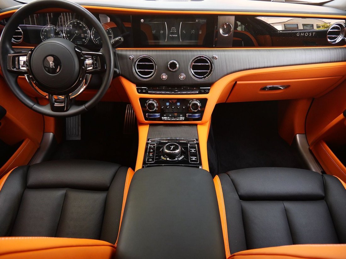 Sedan in Beverly Hills, CA, United States 4 - 18616162