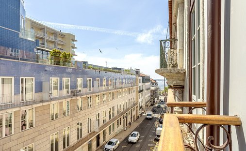 Apartment in Misericordia, Lisbon, Portugal 1