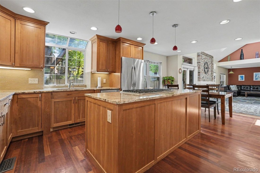 House in Littleton, Colorado, United States 4 - 18617035