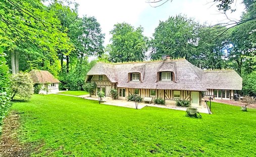 House in Saint-Gatien-des-Bois, Normandy, France 1