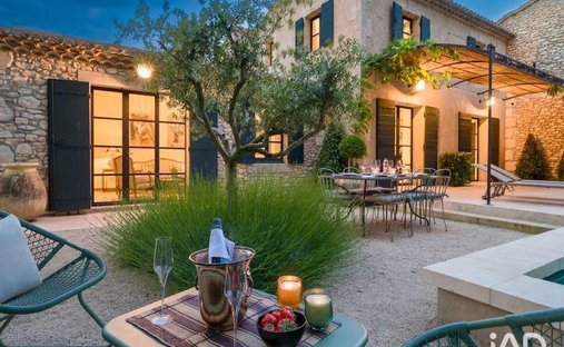 Casa a Eygalières, Provenza-Alpi-Costa Azzurra, Francia 1