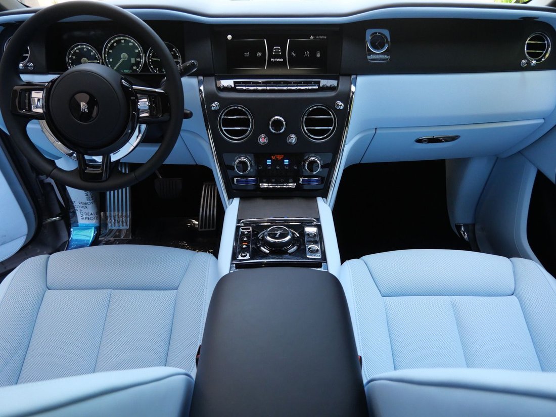 Suv in Beverly Hills, CA, United States 4 - 18616169