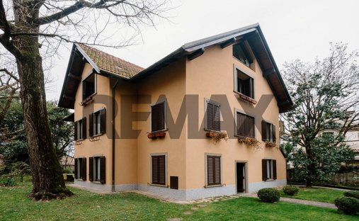 Villa in Sant'Alessandro, Bergamo, Italy 1
