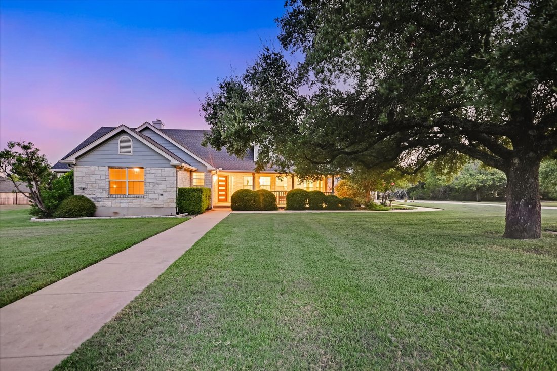 House in Georgetown, Texas, United States 1 - 18618783