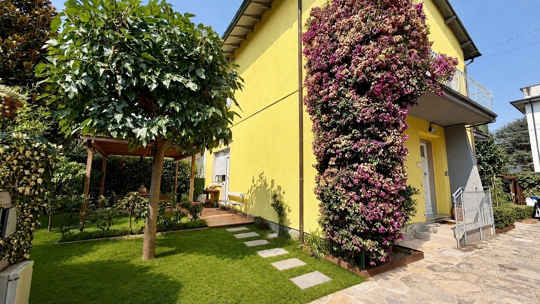 Villa in Sant'Anna, Lucca, Italy 4 - 18621460