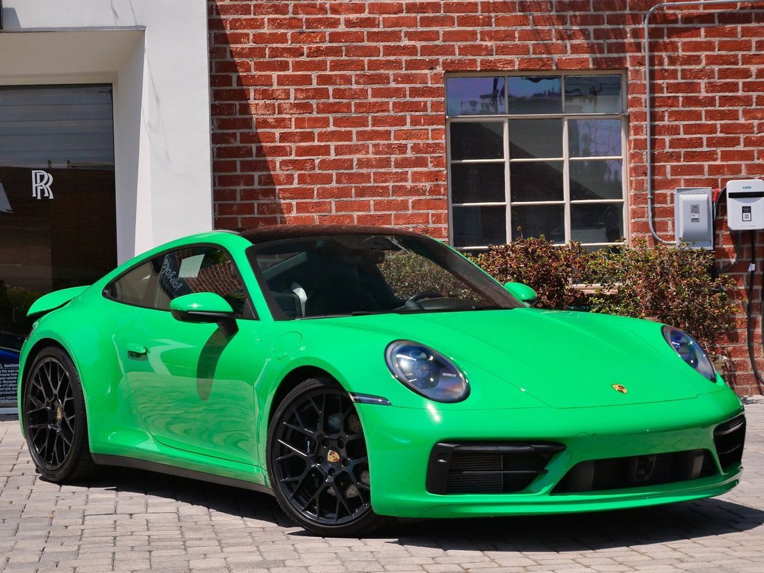 Coupe in Beverly Hills, CA, United States 1 - 18616167
